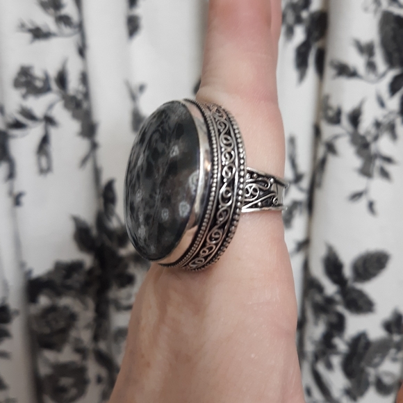 New Huge Orbicular Jasper 925 Silver Statement Ring. - Picture 6 of 8
